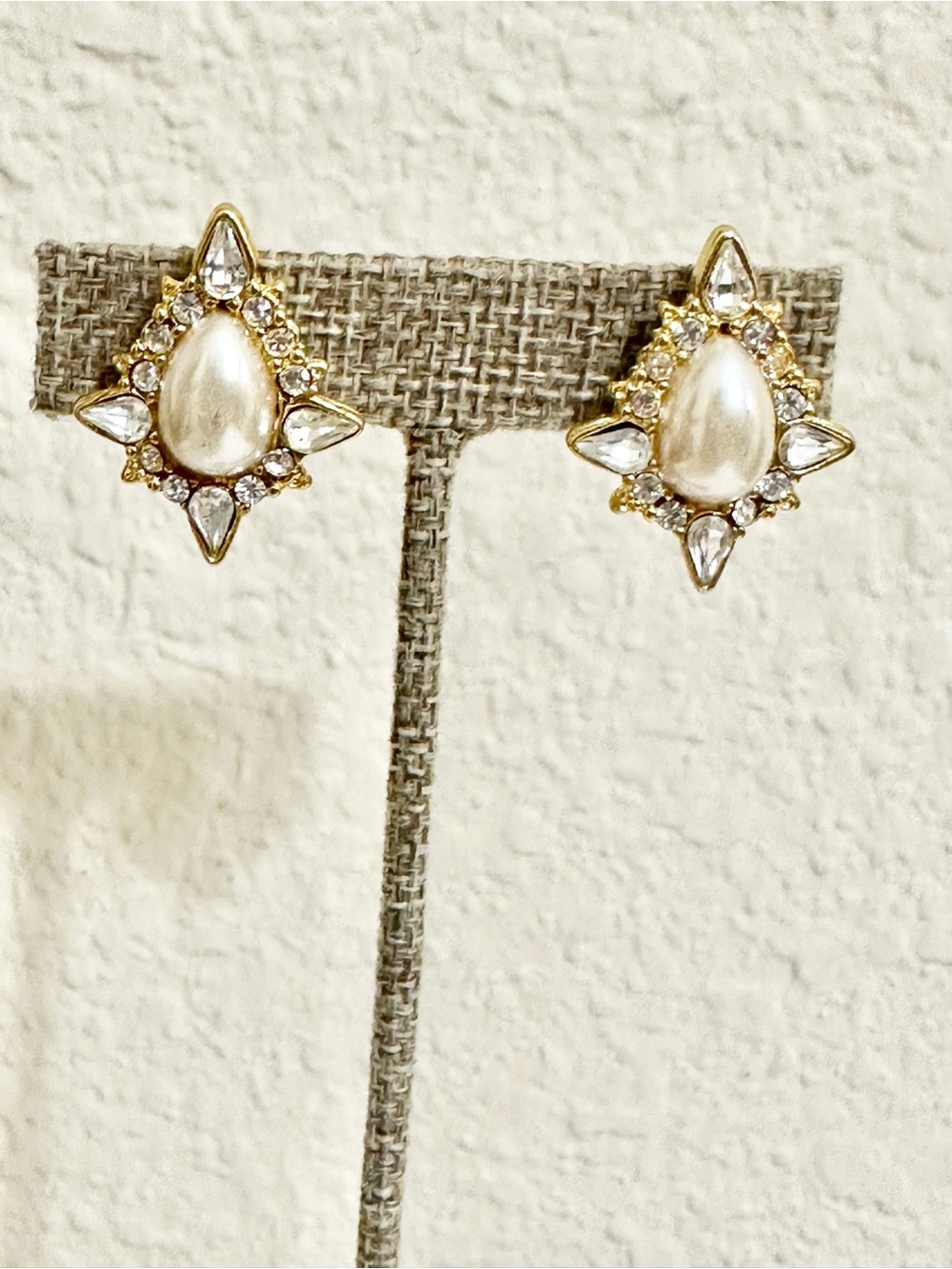Vintage Gold Plated Pearl and Crystal Teardrop Stud Earrings - Clips